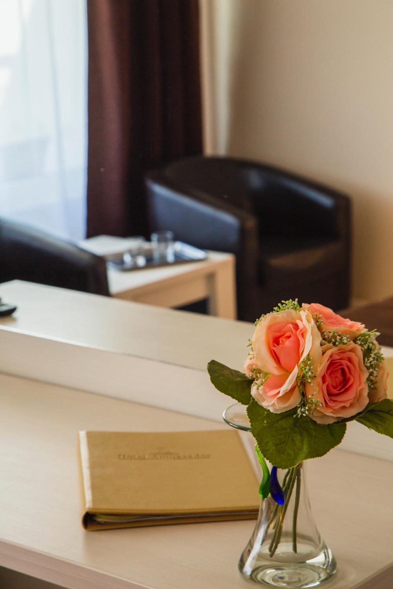 Hotel Ambasador Mamaia Ngoại thất bức ảnh