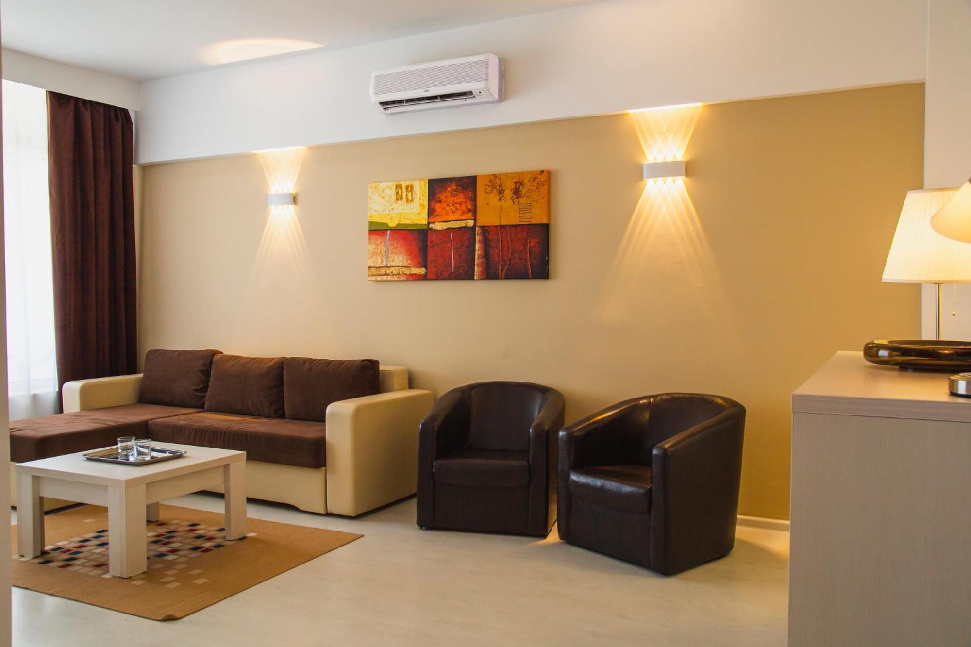 Hotel Ambasador Mamaia Ngoại thất bức ảnh