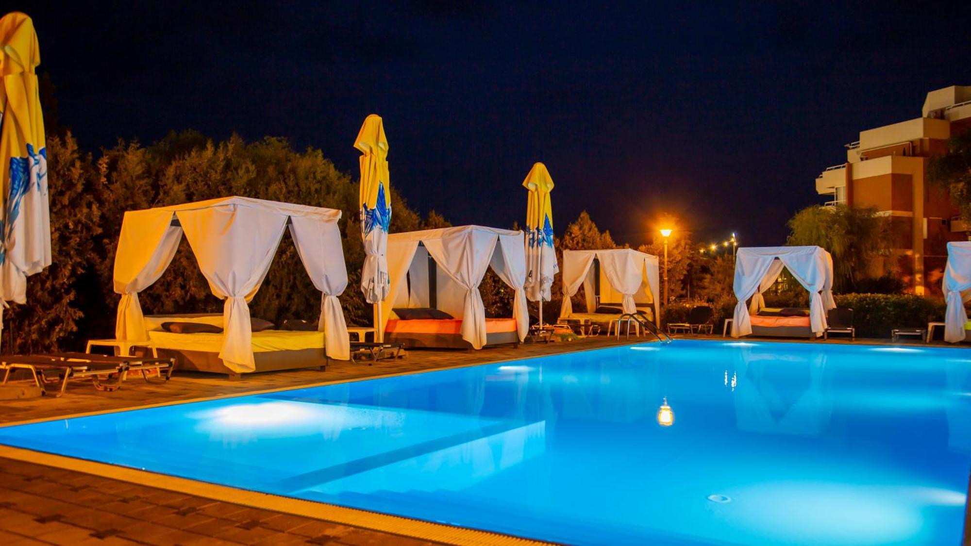 Hotel Ambasador Mamaia Ngoại thất bức ảnh