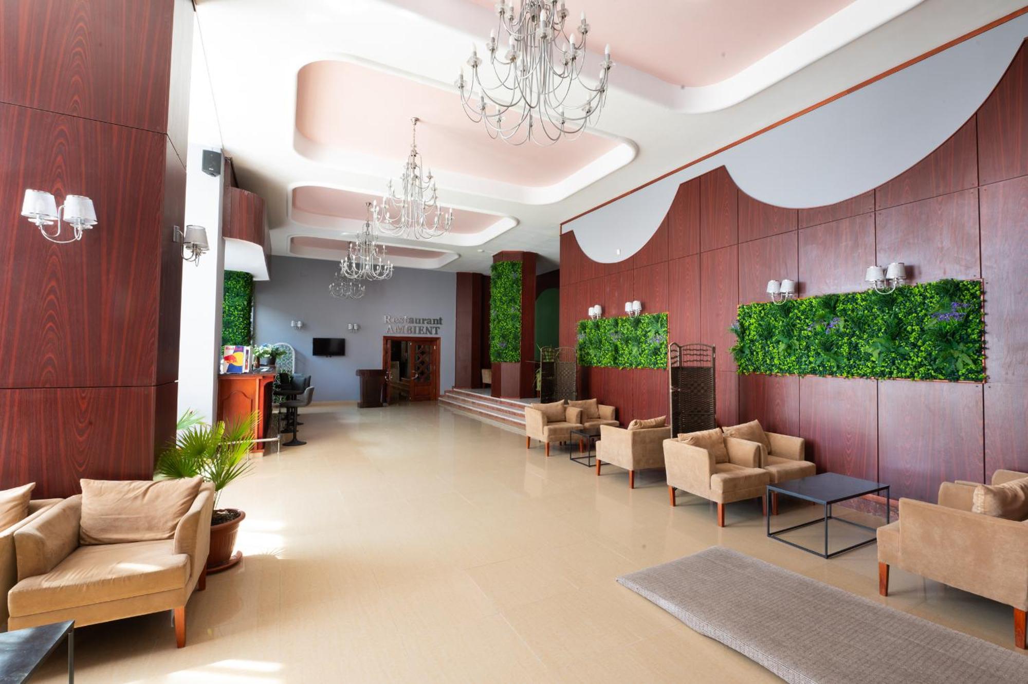 Hotel Ambasador Mamaia Ngoại thất bức ảnh